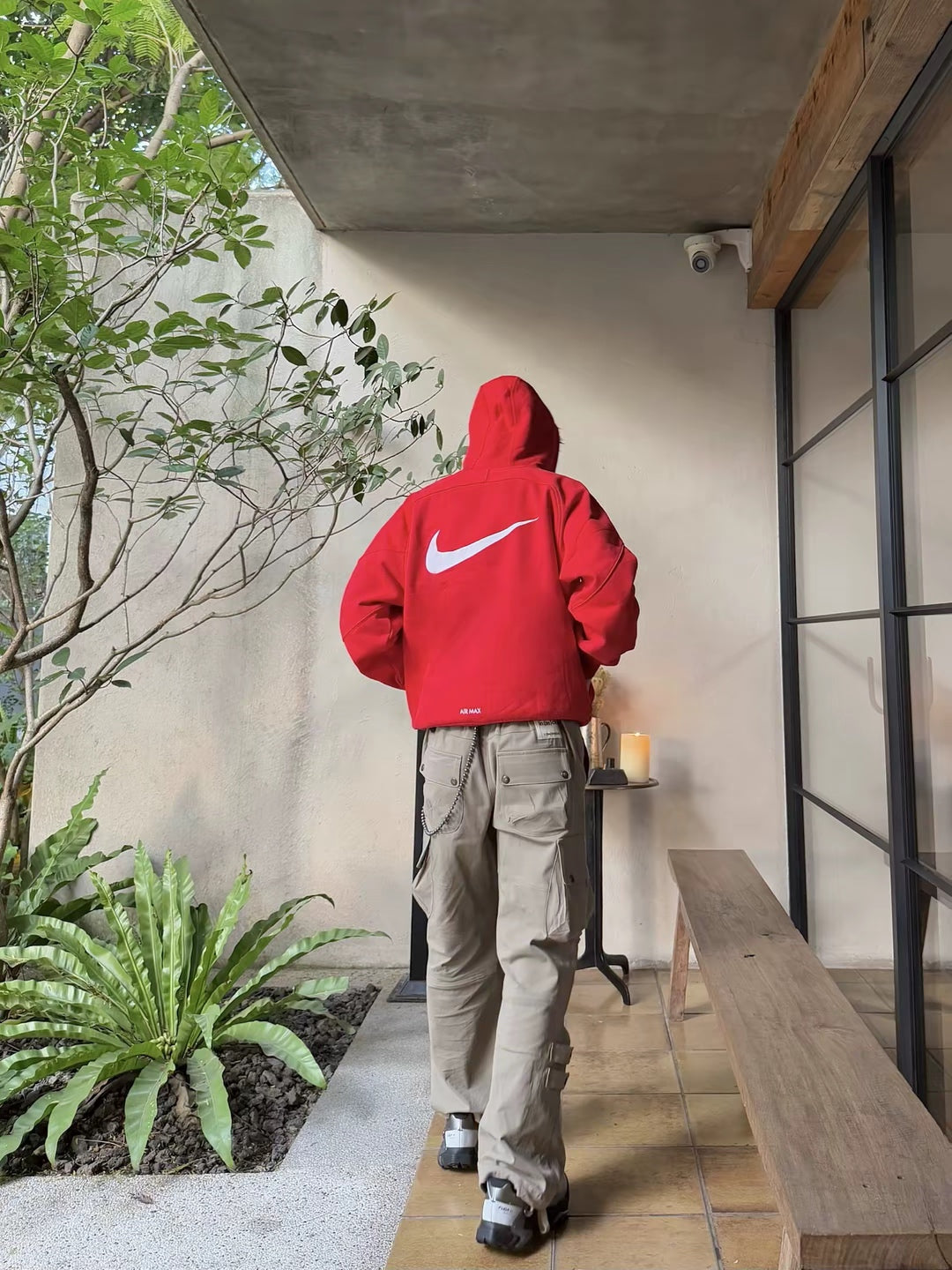 SUPREME X NIKE "BRIGHT RED"