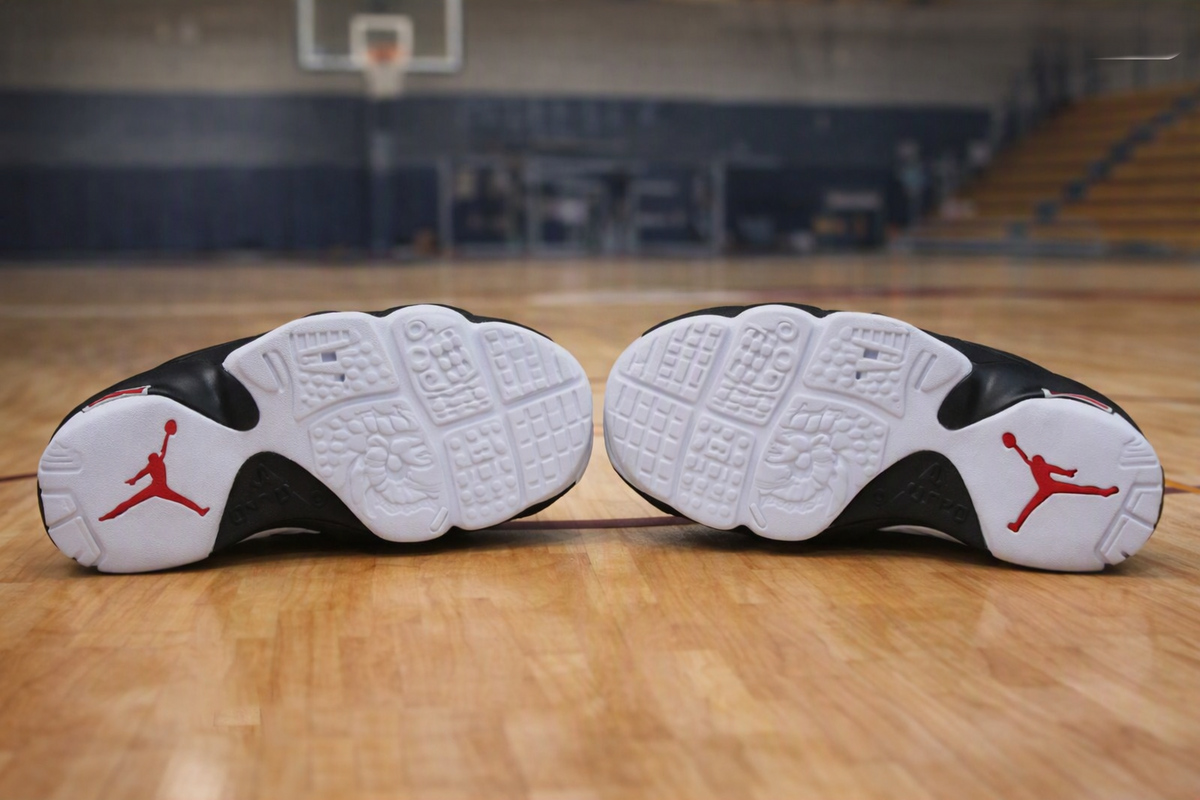 Air Jordan 9 Retro “Space Jam”