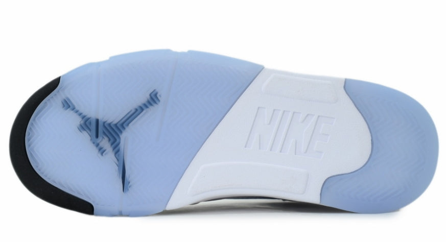 Air Jordan 5 Retro “White Metallic”